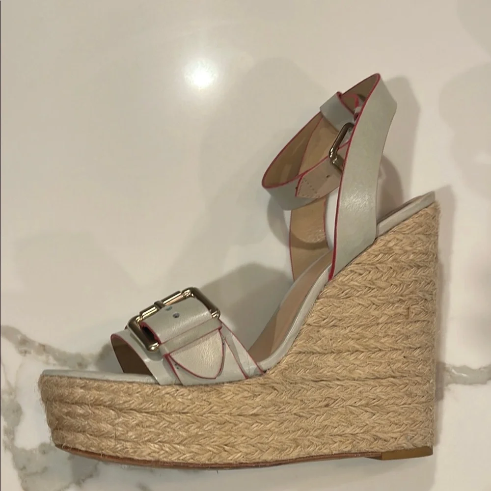 Pour La Victoire White and Pink Trim Espadrille Wedge Sandals